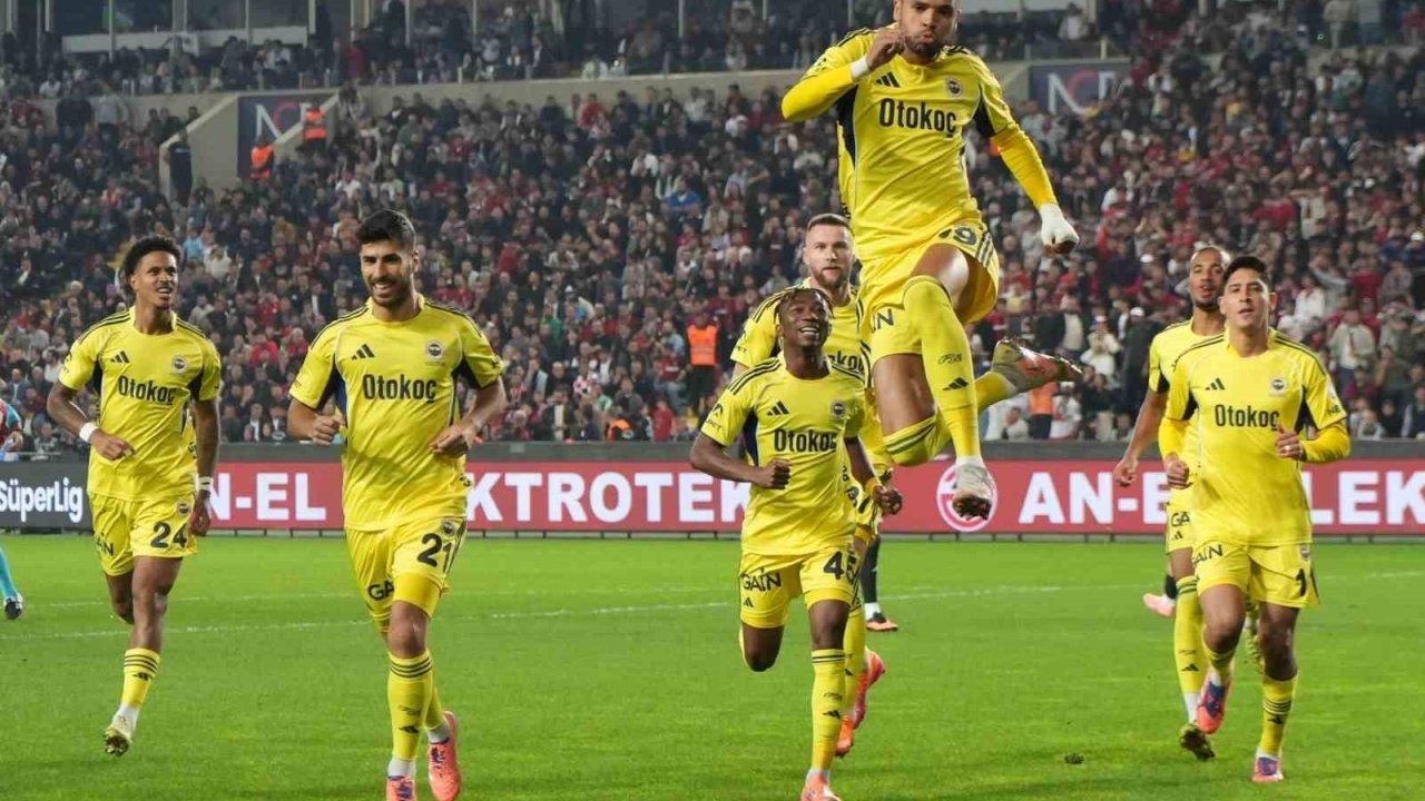 Fenerbahçe, Beşiktaş Derbisinde Zirve Yarışında Hata İstemiyor: Galibiyet Serisi Hedefi