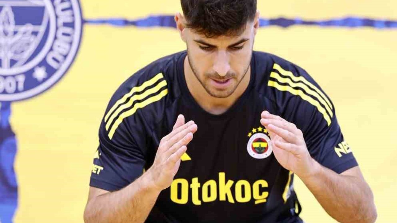 Fenerbahçe, Çaykur Rizespor Maçı Hazırlıklarını Salonda Sürdürdü