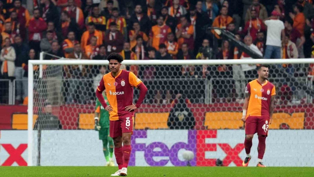 Galatasaray&#039;ın Evindeki 33 Maçlık Yenilmezlik Serisi Sona Erdi