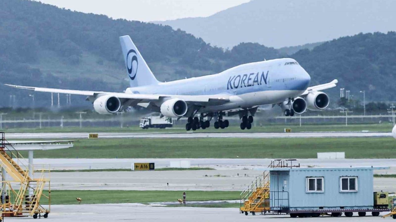 Güney Kore’de Üniversite Sınavı İçin Tarihi Karar: 35 Dakika Boyunca Tüm Uçuşlar Askıya Alınıyor!