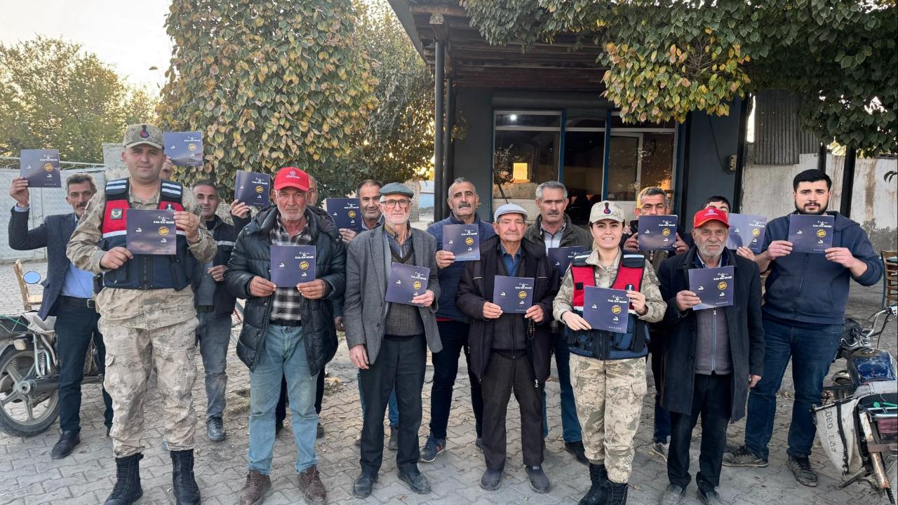 Iğdır Jandarmadan “Kadına El Kalkamaz” Bilgilendirmesi