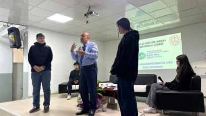 Iğdır'da "Etkili Söz, Güçlü Genç" Söyleşisine Yoğun İlgi