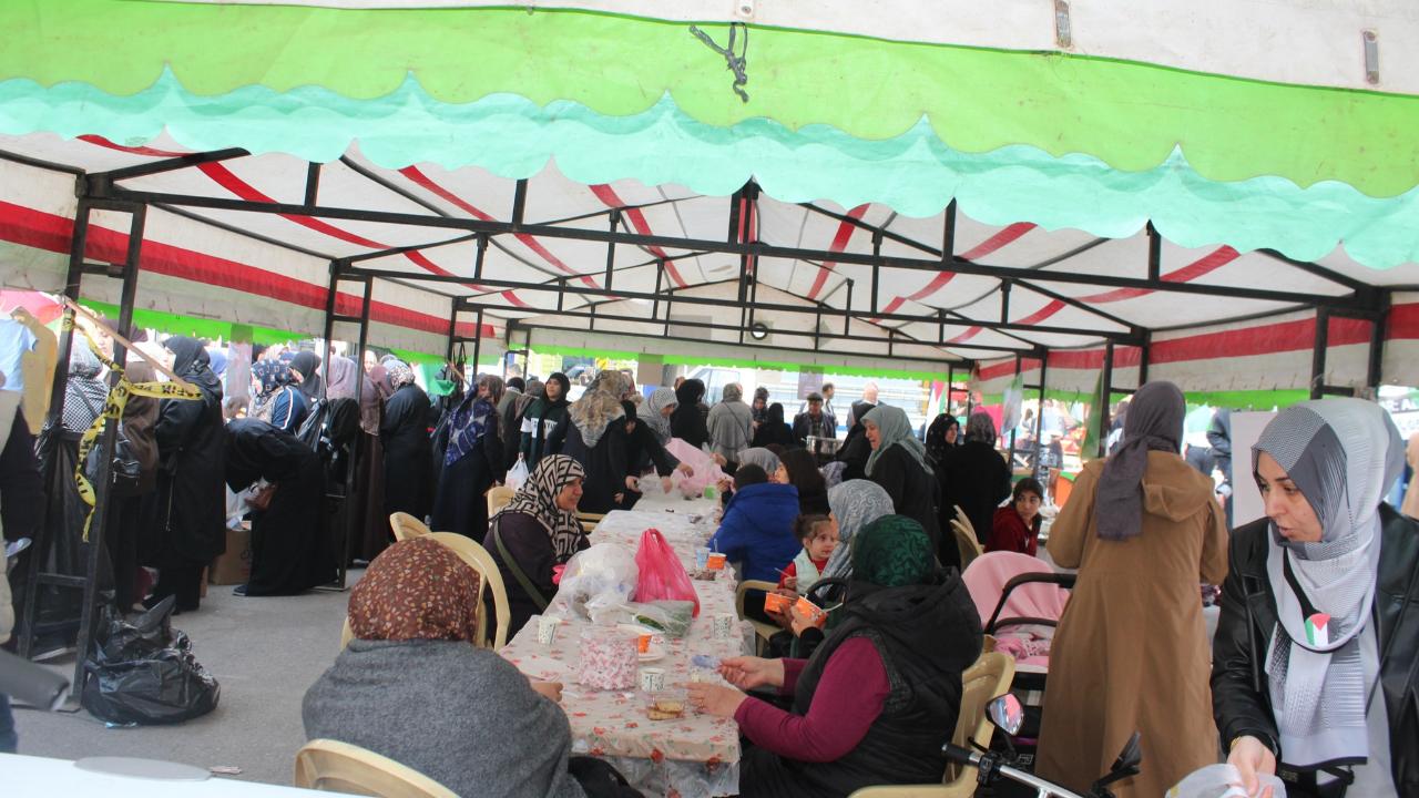 Iğdır’da Filistin ve Lübnan İçin Kermese Yoğun İlgi