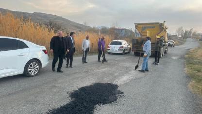 Iğdır’da Köy Yollarında Bakım ve Onarım Çalışmaları Sürüyor