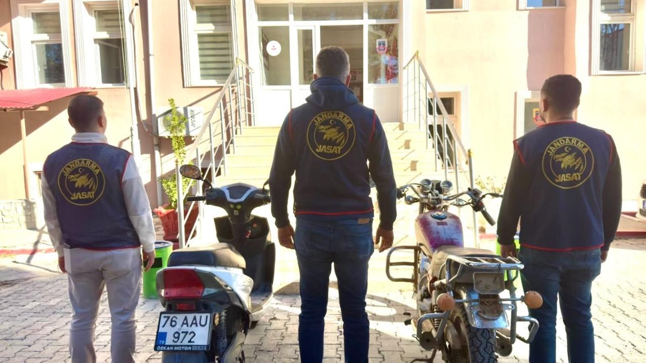 Iğdır’da Motosiklet Hırsızı Jandarmadan Kaçamadı