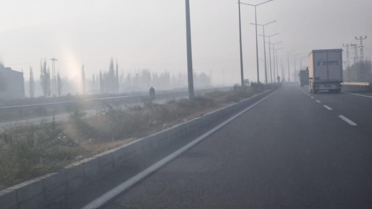 Iğdır’da Yoğun Sis Trafiği Olumsuz Etkiledi