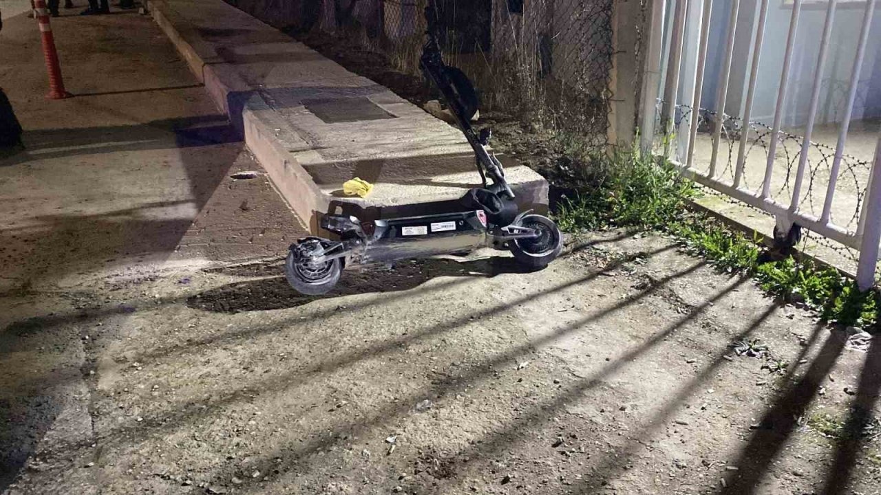 İnegöl&#039;de Scooter Kazası: Bir Kişi Ağır Yaralandı