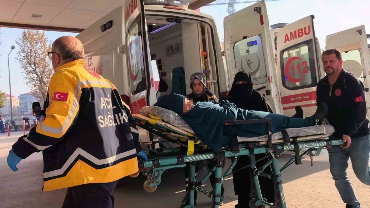 İnegöl’de Tavuktan Zehirlenme Şüphesi: 3 Kişilik Aile Hastanede