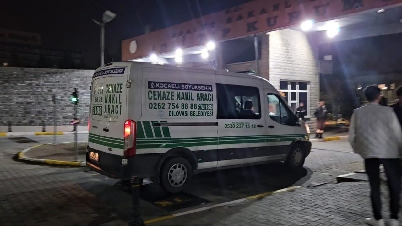 Kocaeli Yangınında Can Veren 6 Kişinin Cenazeleri Ailelerine Teslim Edildi