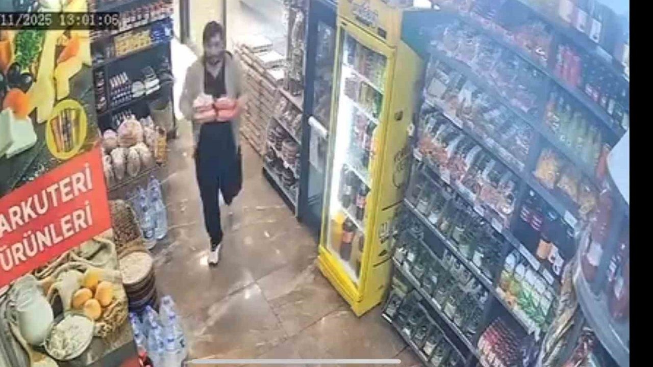 Kocaeli’de Kontrolden Çıkan SUV Şarküteriye Girdi: Bir Vatandaş Saniyelerle Kurtuldu