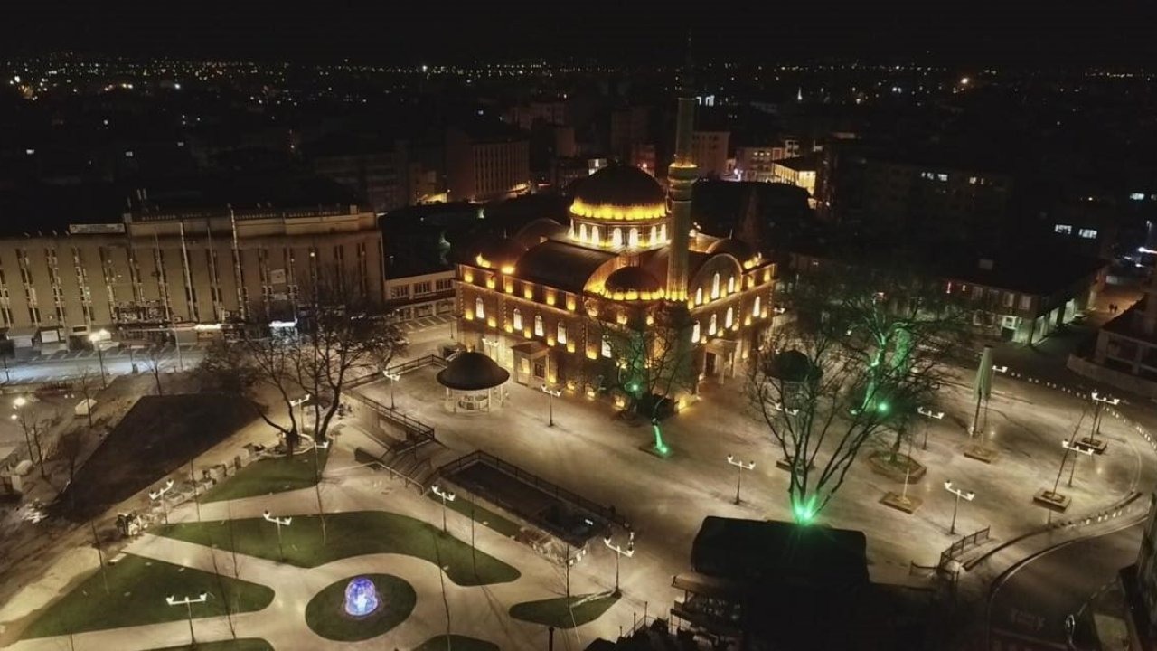 Meydan Tartışması: Zağnos Paşa mı, İsmet İnönü mü?