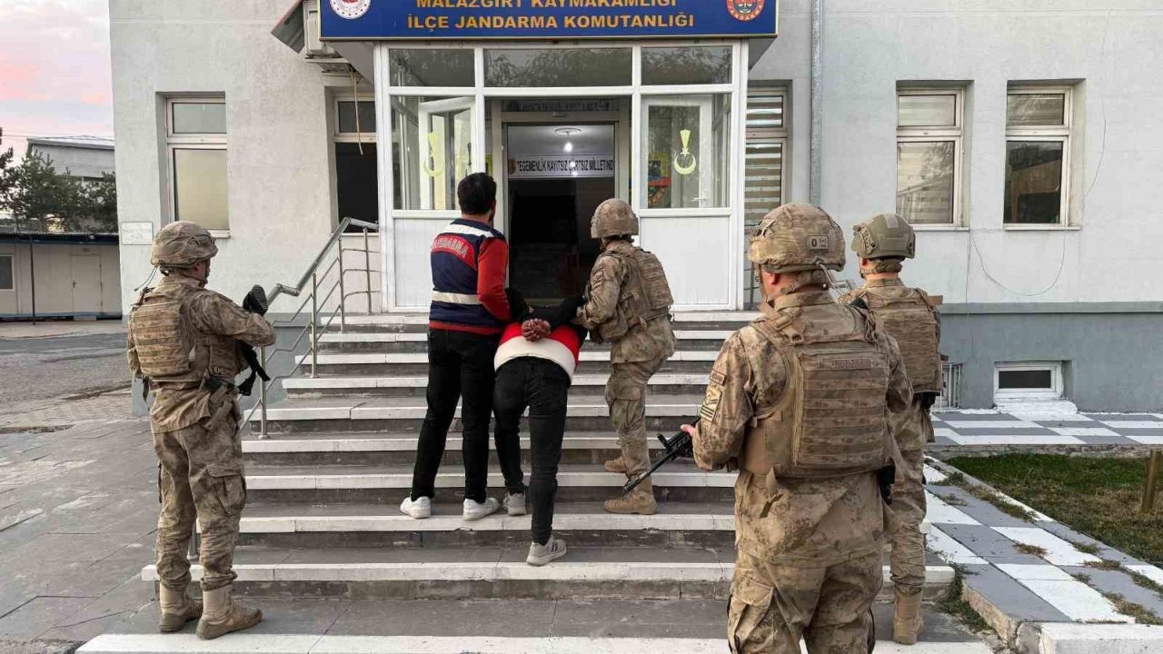 Muş’ta Kardeş Katili Zanlısı Van’da Yakalandı