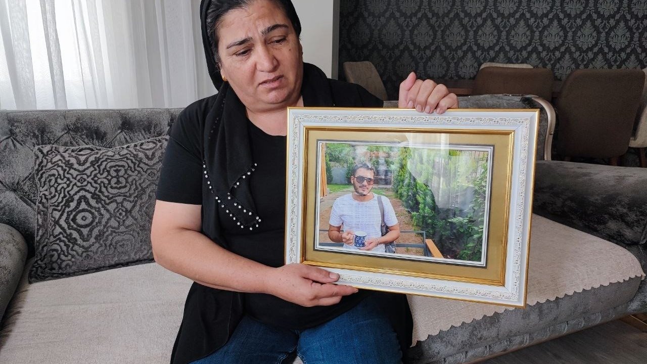 Oğlu Cinayete Kurban Giden Anne İsyan Etti: &quot;Katil Tutuklansa Oğlum Hayatta Olacaktı&quot;