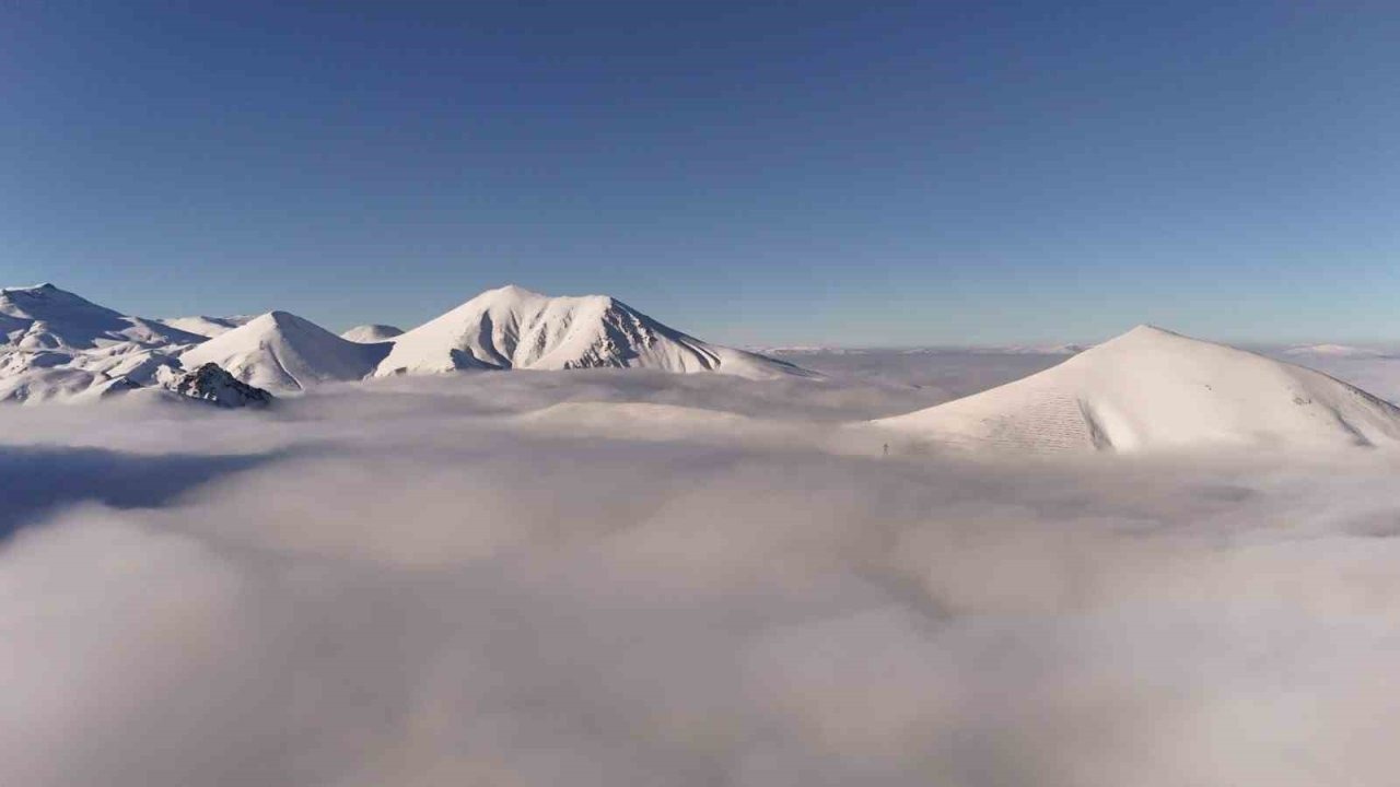 Palandöken Dağı, Sisler İçinde Kayboldu: Kış Hazırlıkları Hız Kesmiyor