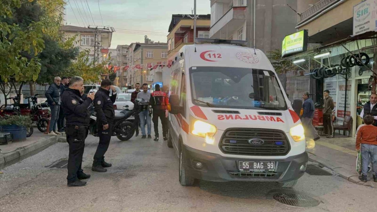Samsun’da Amca Yeğen Kavgası: Yeğen Bıçaklanarak Yaralandı