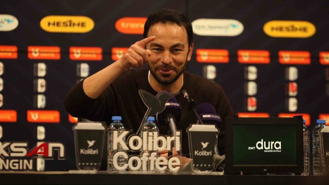 Selçuk İnan: &quot;Oyuncularım Hiç Alan Bırakmadılar, Onlarla Gurur Duyuyorum&quot;