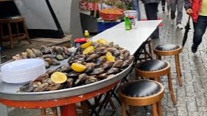 Sokak Lezzetleri Tehlike Saçıyor: Uzmandan Zehirlenme Riski Uyarısı