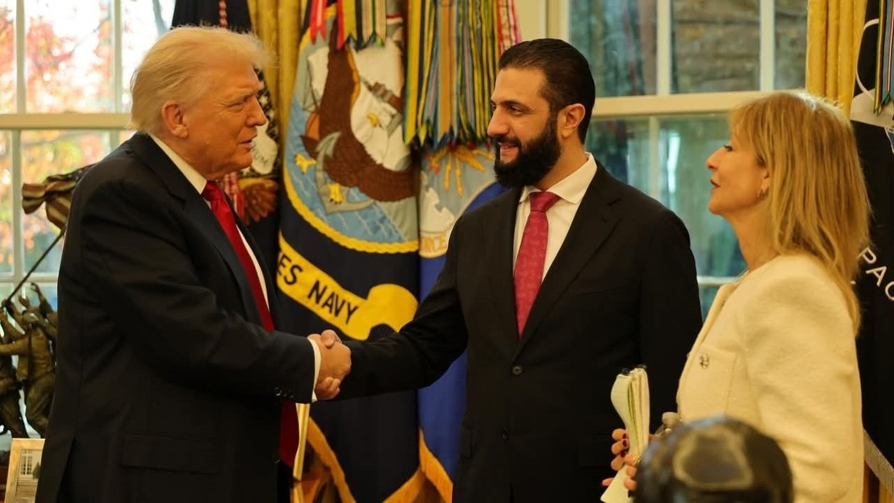 Suriye ve ABD İlişkilerinde Yeni Dönem İddiası: Şara ve Trump Beyaz Saray&#039;da Görüştü!