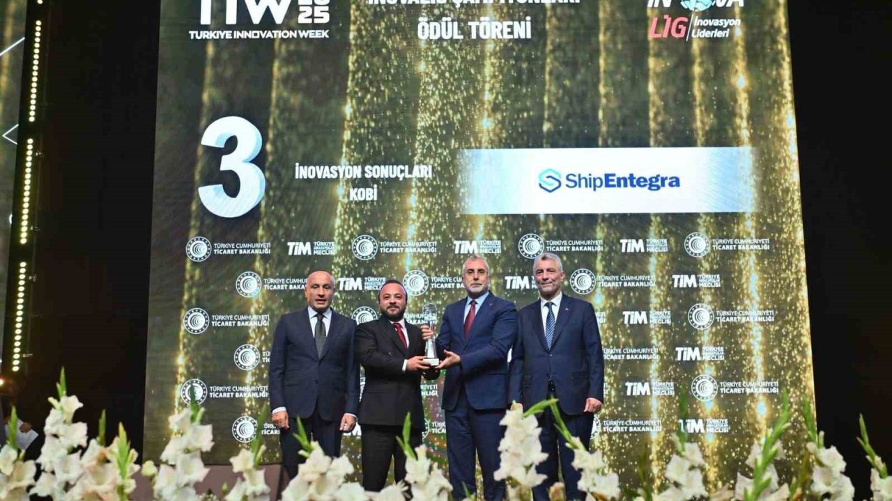 Türkiye E-İhracatta Hız Kesmiyor: 9 Ayda Pay %3,2’ye Yükseldi, 8 Milyar Dolar Hedefine Emin Adımlarla!