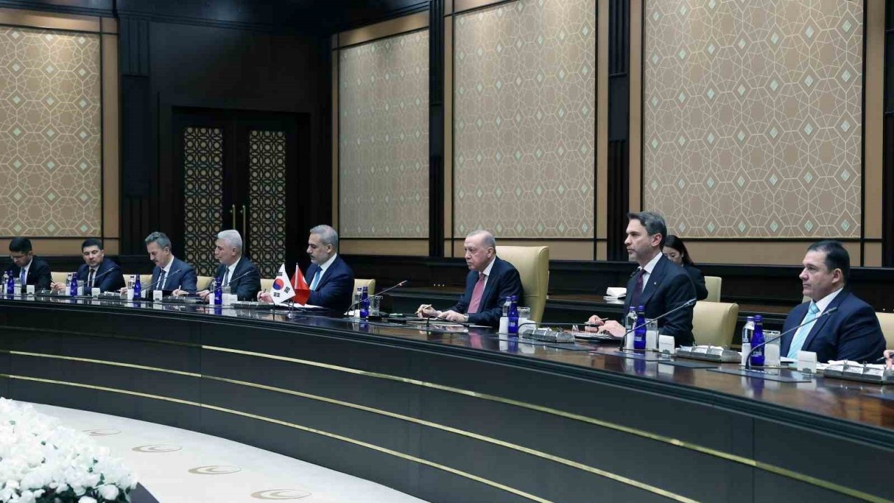 Türkiye ve Güney Kore Arasında Nükleer Enerji İş Birliği Anlaşması İmzalandı