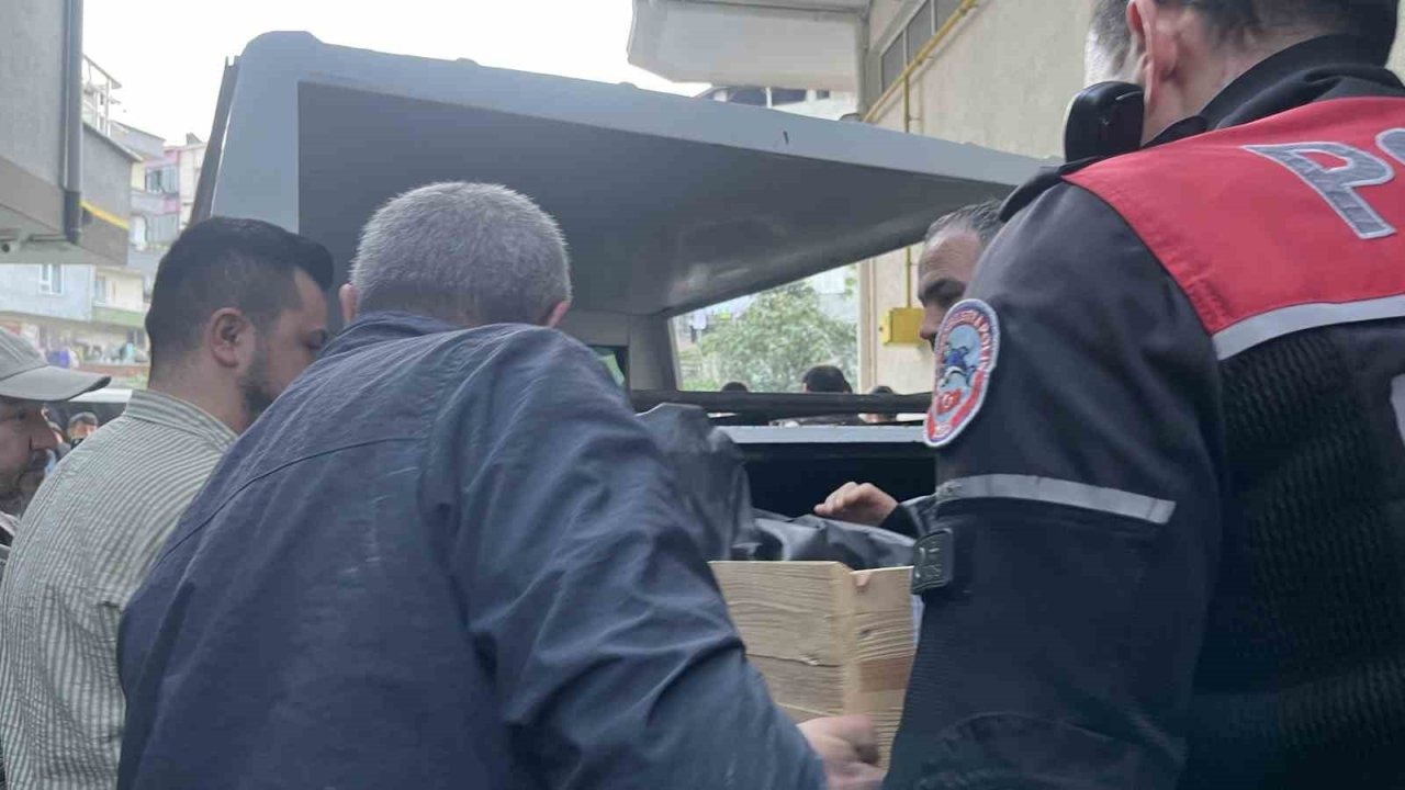 Ünye’de Acı Olay: 4 Çocuk Babası İş Yeri Personeli Evinde Ölü Bulundu!