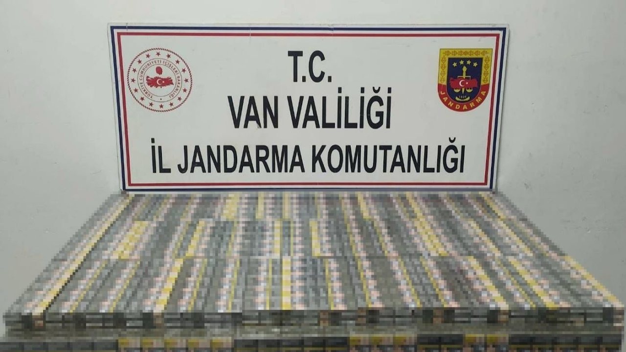 Van Başkale&#039;de Kaçak Sigara Operasyonu: Bin 980 Paket Ele Geçirildi