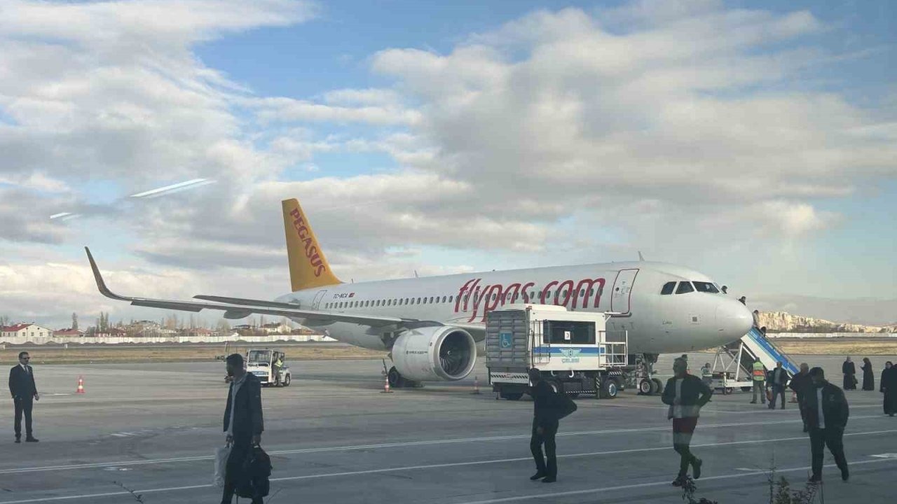 Van Ferit Melen Havalimanı Planlanandan Erken Açıldı: Uçuşlar Yeniden Başladı