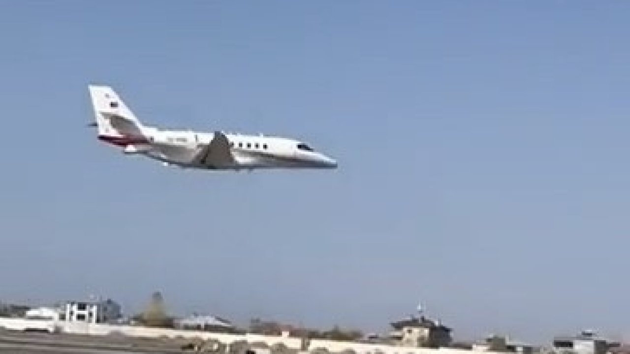 Van Ferit Melen Havalimanı Yeniden Açılıyor: Pist Yenileme Projesi 8 Ay Erken Bitti