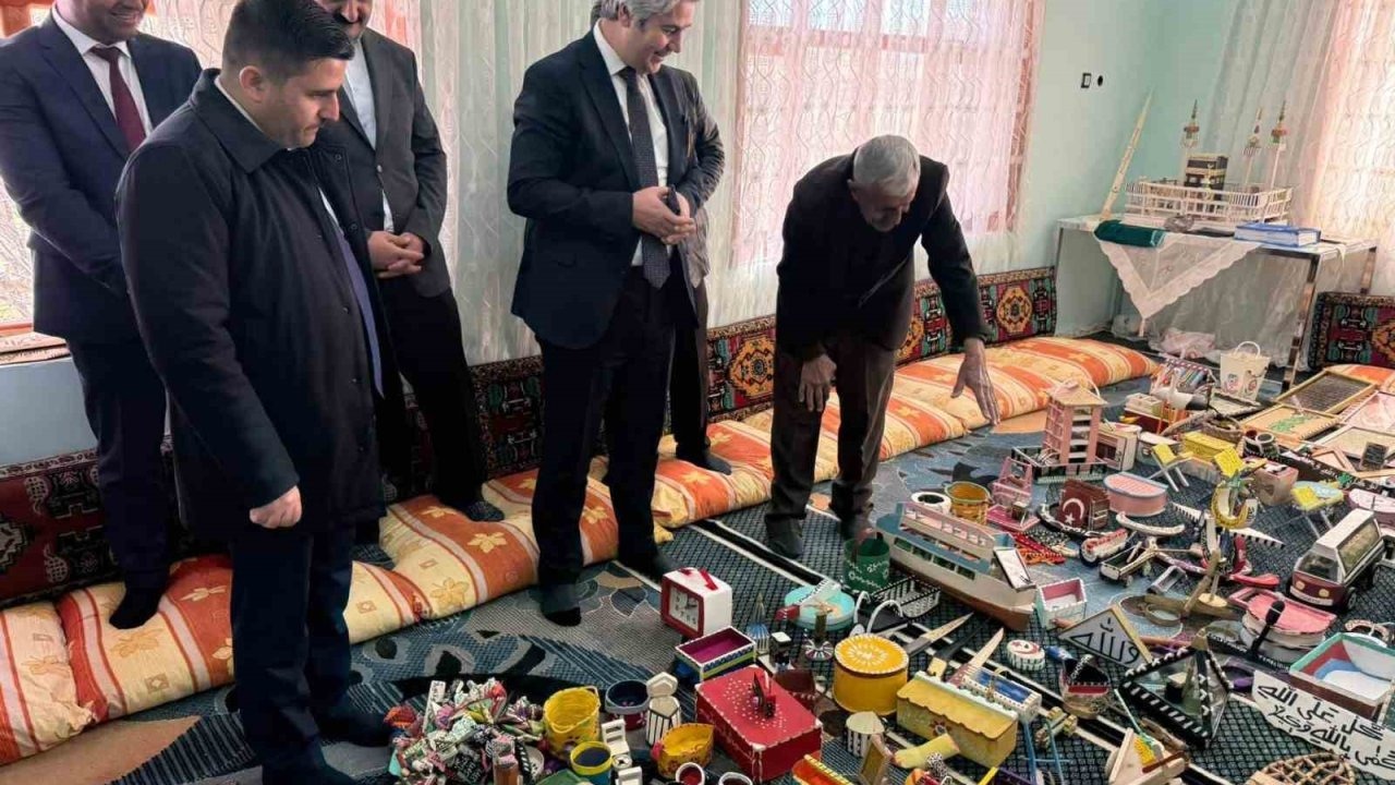 Van Özalp&#039;te Parkinson Hastalığına Rağmen İyilik İçin Üretiyor: İkram Vergili Örnek Oluyor