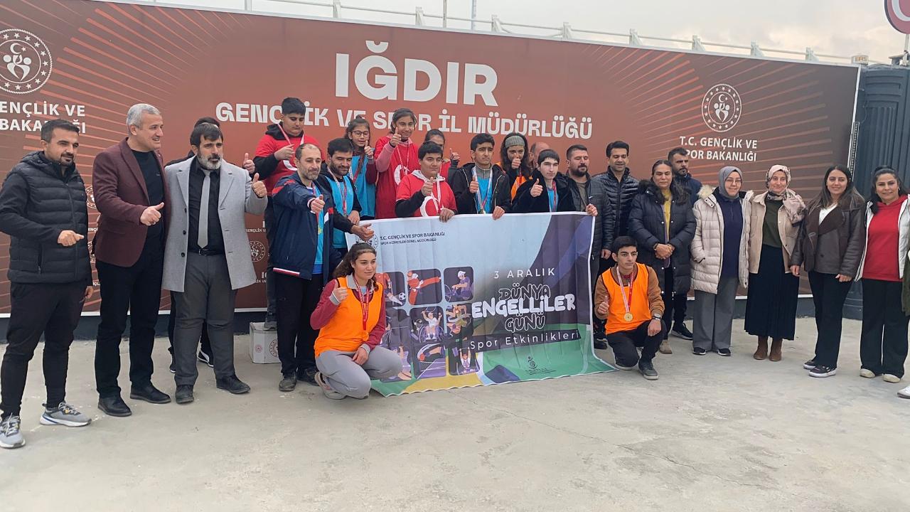 3 Aralık Dünya Engelliler Günü Kapsamında Özel Sporcular Bocce Turnuvası Düzenlendi