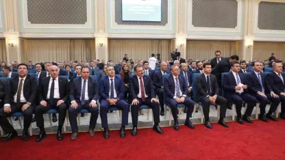 Kars Öncülüğünde 100 İş İnsanı Nahçıvan’a Çıkarma Yaptı: Bölgesel Ekonomik Forum Tamamlandı