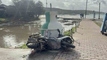 Bodrum’da selin ardından fırtına: "Tekneler karaya oturdu, denizin rengi değişti"