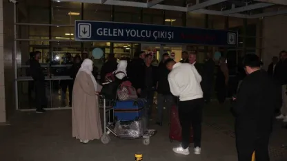 Şırnak’tan Suudi Arabistan’a İlk Direkt Uçuşun Ardından Umre Yolcuları Memlekete Döndü