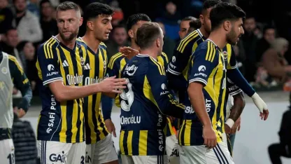 Fenerbahçe, Başakşehir Deplasmanında Berabere Kaldı: Liderle Puan Farkı Açıldı