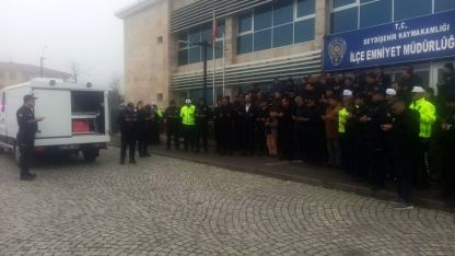 Kalp krizi geçiren polis memuru hayatını kaybetti