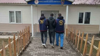 Muş JASAT'tan Dolandırıcılık Hükümlüsüne Operasyon: 3 Yıl 4 Ay Hapis Cezası Bulunan Şahıs Yakalandı