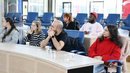 AB’ye üye 13 ülkeden gelen gençler Diyarbakır’ı gezdi