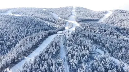 Sarıkamış Kış Masalına Dönüştü: Kar Kalınlığı 50 cm'yi Geçti