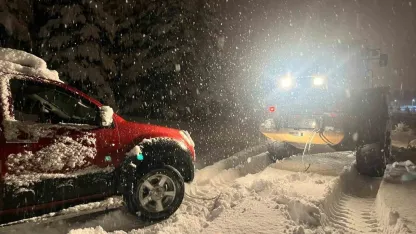 Kars’ta Kar Esareti: Sarıkamış’ta Mahsur Kalan Araç Kurtarıldı