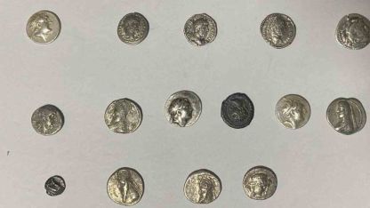 Hatay’da 26 sikke kargo ile göndermek üzereyken ele geçirildi