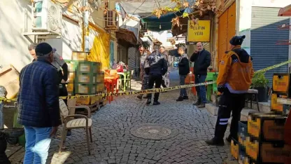 Sandalyede otururken bıçaklanarak öldürülmüştü: 17 yaşındaki sanığa 20 yıl hapis