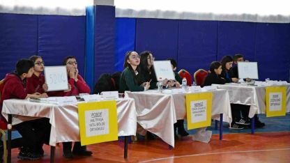 Ardahan Ortaokullar Arası Bilgi Yarışmasında TOBB Ortaokulu Birinci