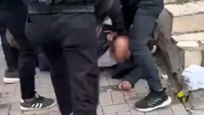 Sokak ortasında meydan dayağı