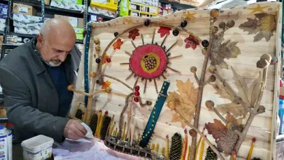 Ercişli Usta Sanatçıya Dönüştü: Doğanın Atıklarından Özgün Tablolar