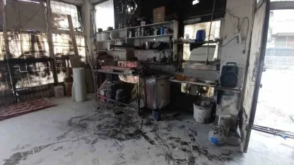 Tinerle sobayı yakarken kendini yaktı