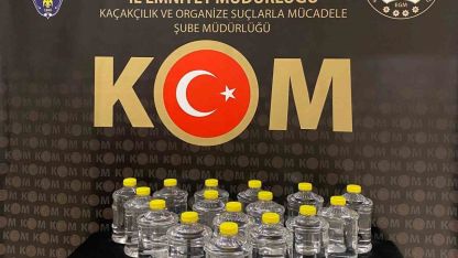 Bayburt’ta Roma dönemine ait 15 adet sikke ve 40 litre kaçak alkol ele geçirildi