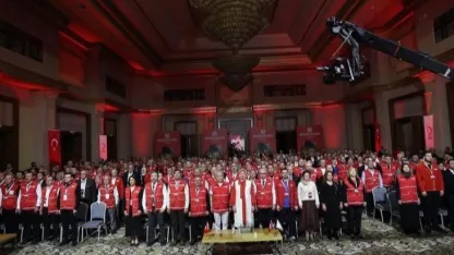 Kızılay Muradiye Şubesi İyilikte Türkiye Birincisi Oldu!