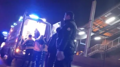 Gece saatlerinde eğlence mekanı önünde silahlı kavga: 1’i ağır, 2 yaralı