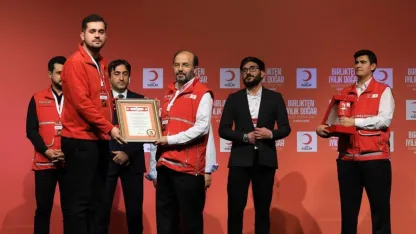 Erzurum Kızılay'dan Muhteşem Başarı: Şube Kurultayından 3 Ödülle Döndü!