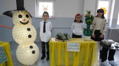 Erzurumlu Miniklerden Örnek Hareket: "Ne Olur Geri Dön" Sergisi!